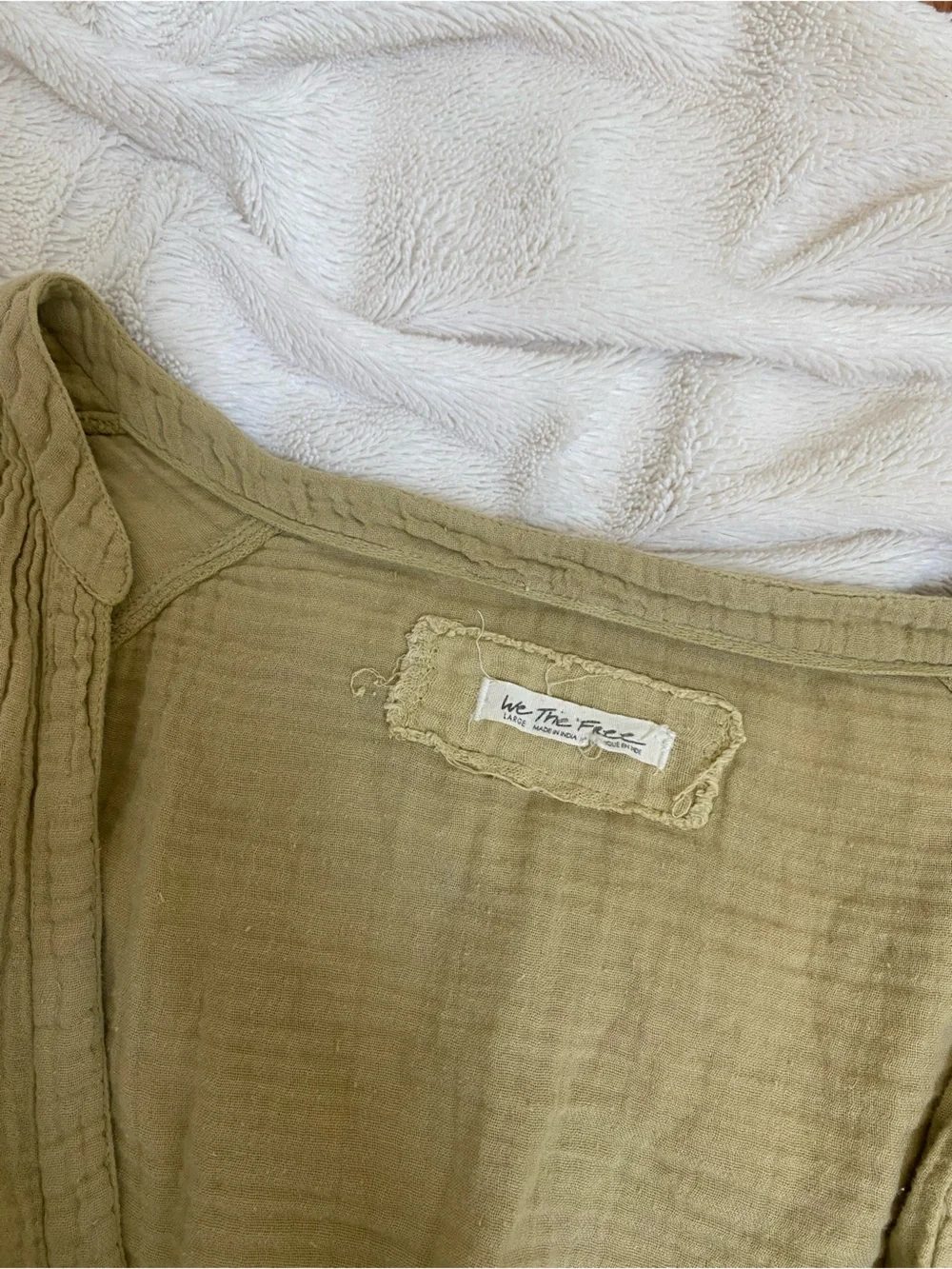 We The Free Nightdreams Gauze wrap top Cool Moss 100% cotton Free People Sz L